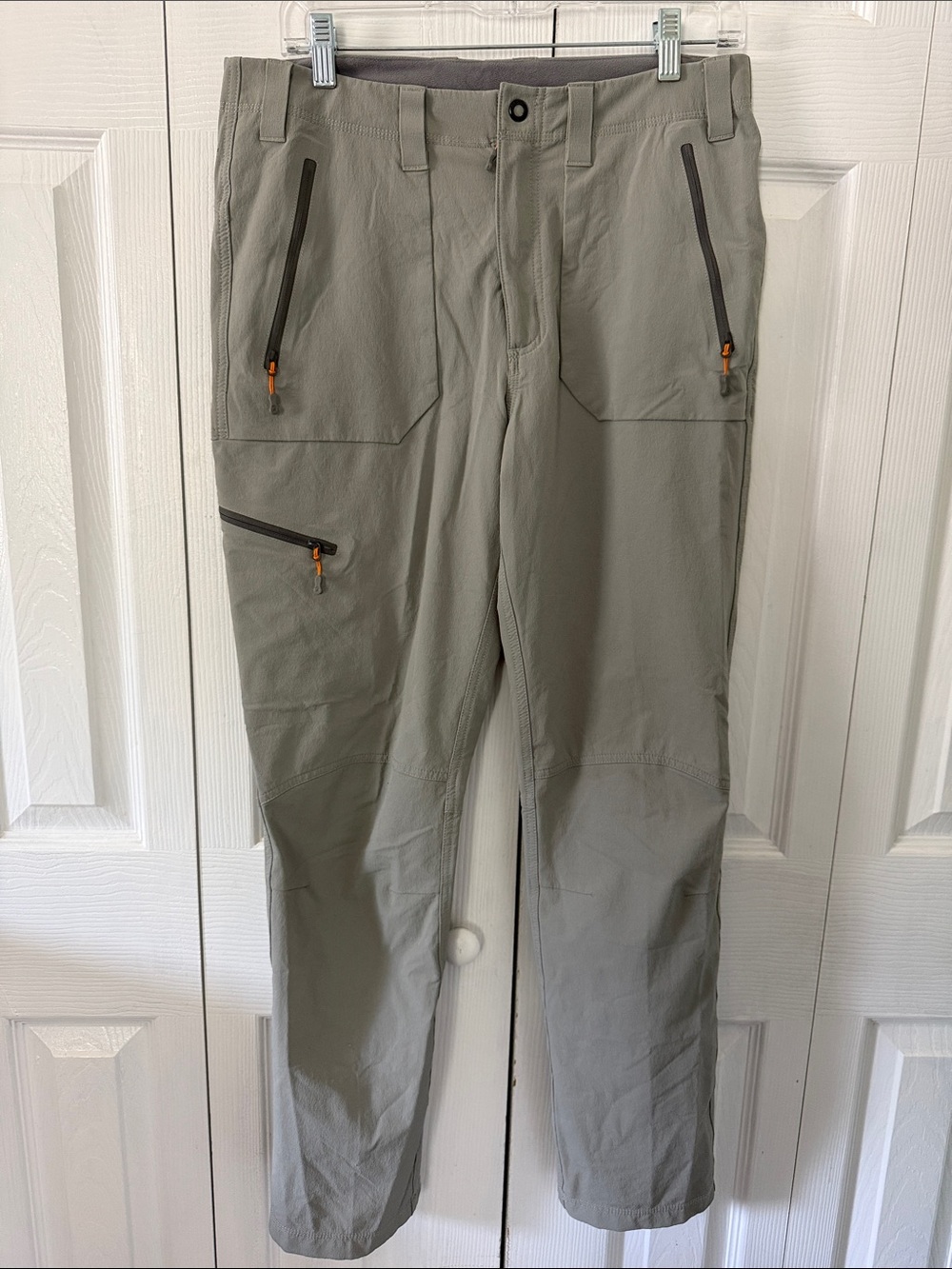 Mountain Equipment Men's Cargo Pants in Light Gray Performance Stretch Sz 32/30